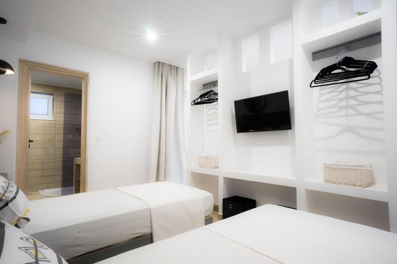Mousikorama Apartments ฟาลิรากี ภายนอก รูปภาพ