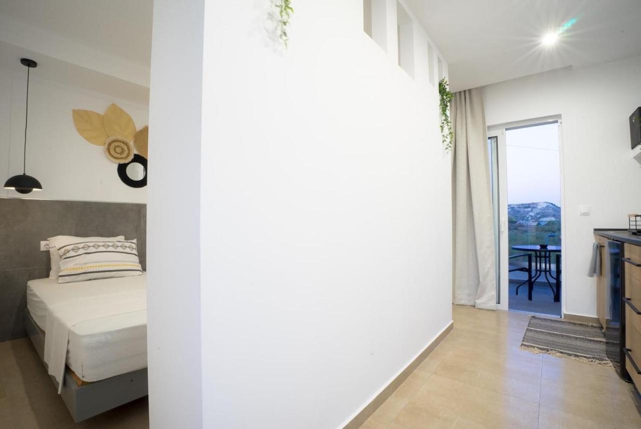 Mousikorama Apartments ฟาลิรากี ภายนอก รูปภาพ
